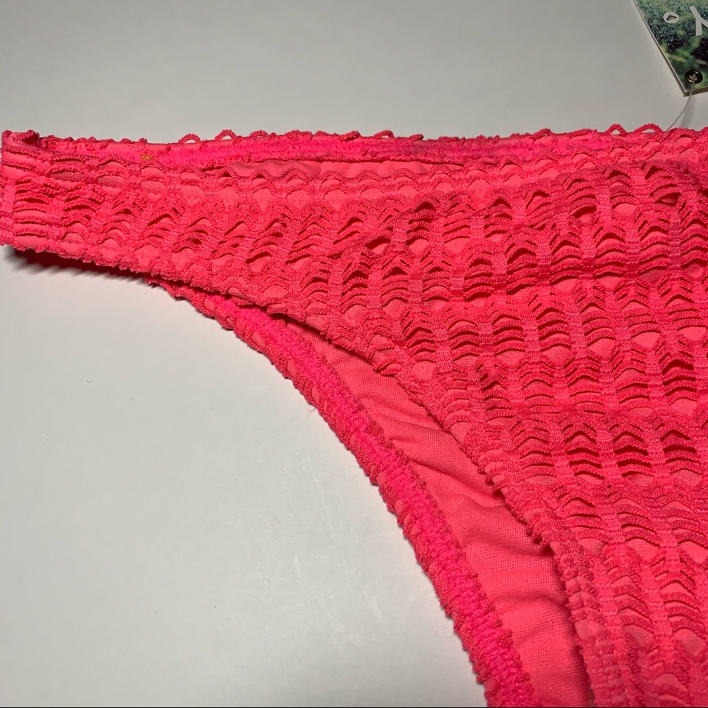 Sz. Med Roxy Hot pink ruched butt NWT bikini bottom - Picture 8 of 14